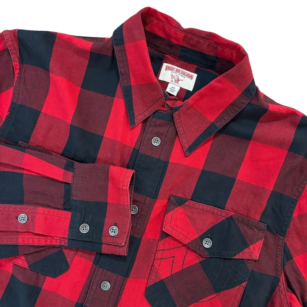TRUE RELIGION Brand‎ Jeans Mens Small Red Black Buffalo Plaid Flannel Shirt
